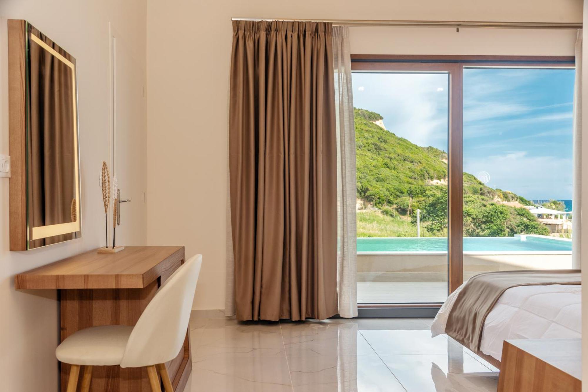Villa Vasillis-Heated Swimming Pool With Infinity View Vitalades Bagian luar foto