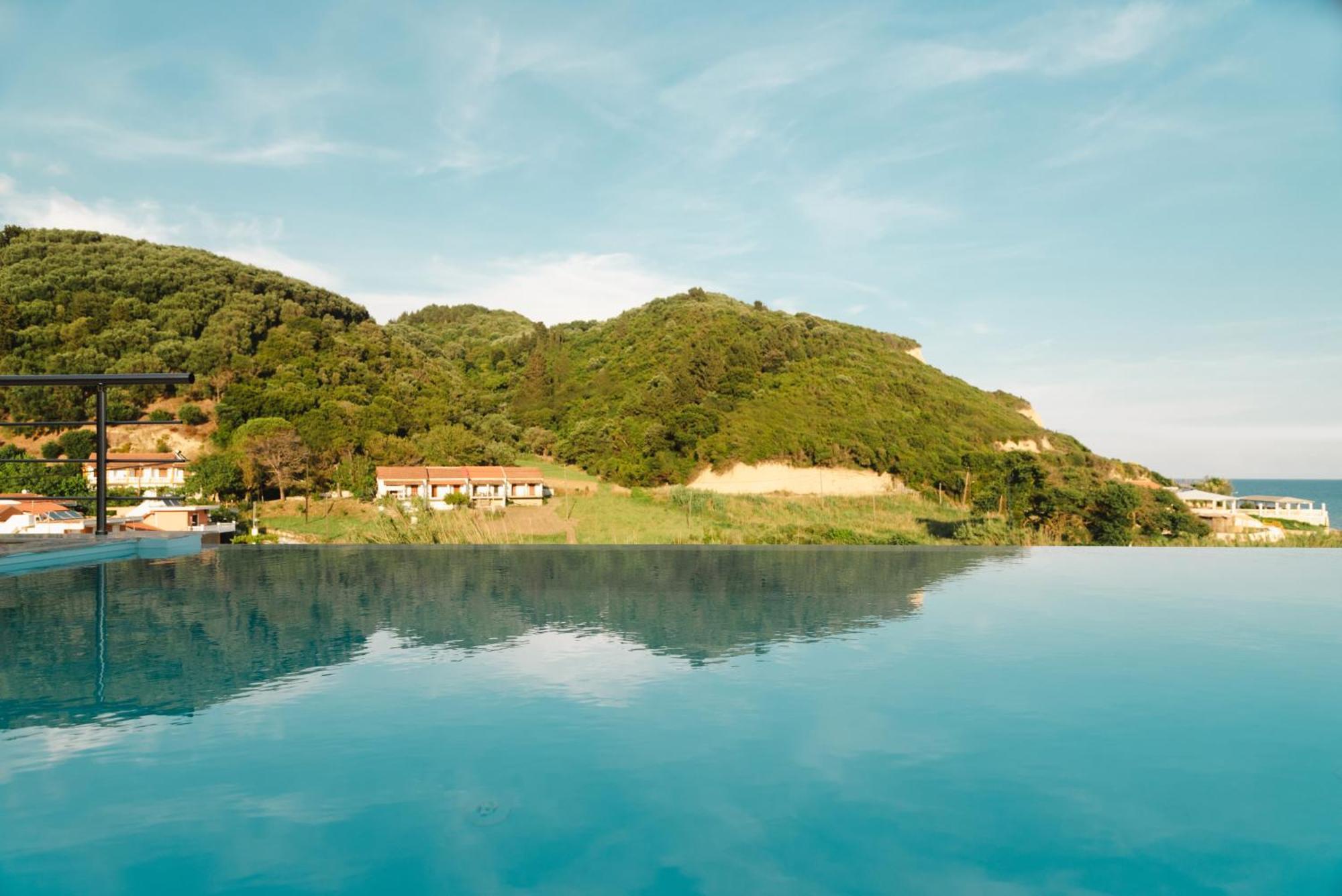 Villa Vasillis-Heated Swimming Pool With Infinity View Vitalades Bagian luar foto