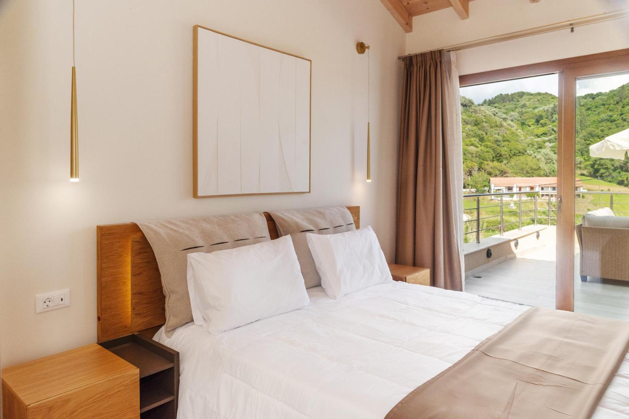 Villa Vasillis-Heated Swimming Pool With Infinity View Vitalades Bagian luar foto